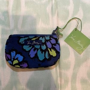 NWT Vera Bradley clip zip ID in Indigo Pop